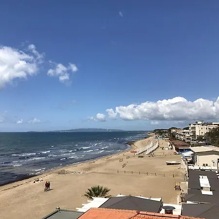 Eden Beach By Mario בית הארחה *