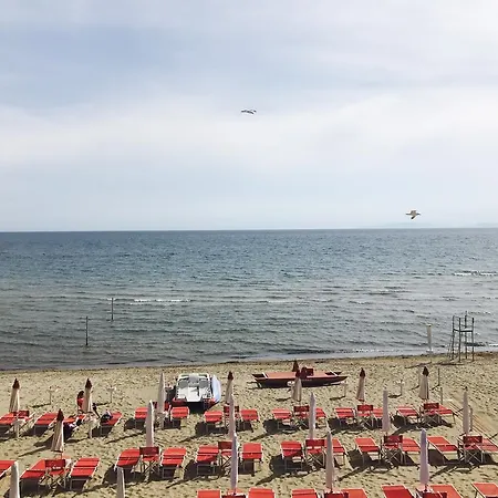 בית הארחה Eden Beach By Mario