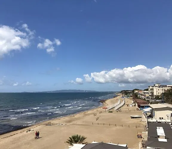 Eden Beach By Mario 게스트하우스 *