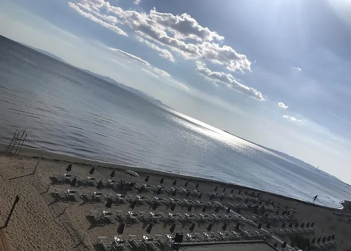 Eden Beach By Mario 게스트하우스 *