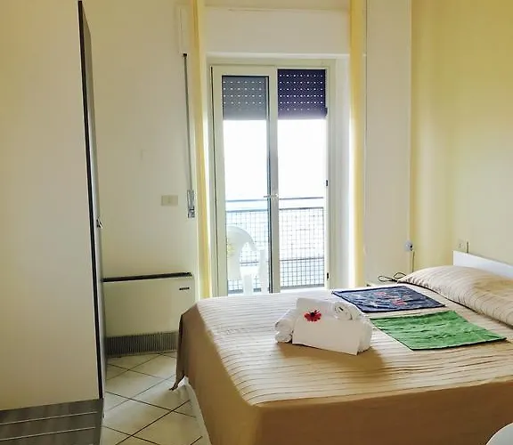 Eden Beach By Mario 게스트하우스